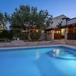 Cozy In With House Sea View
