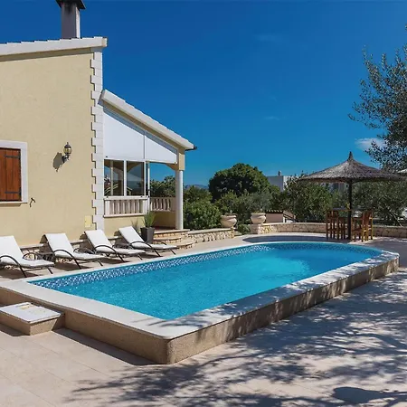 Appartamento Cozy In With House Sea View