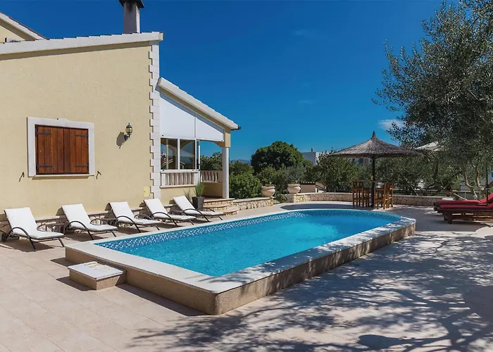 Appartamento Cozy In With House Sea View