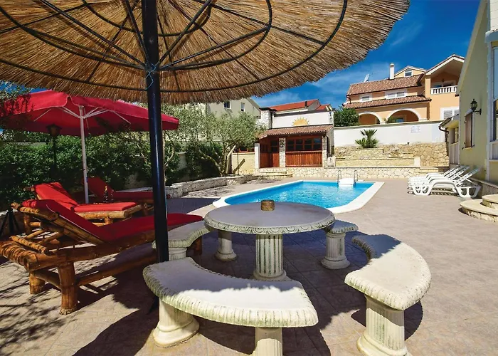 Cozy Apartment In Vodice With House Sea View Apartamento Vodice