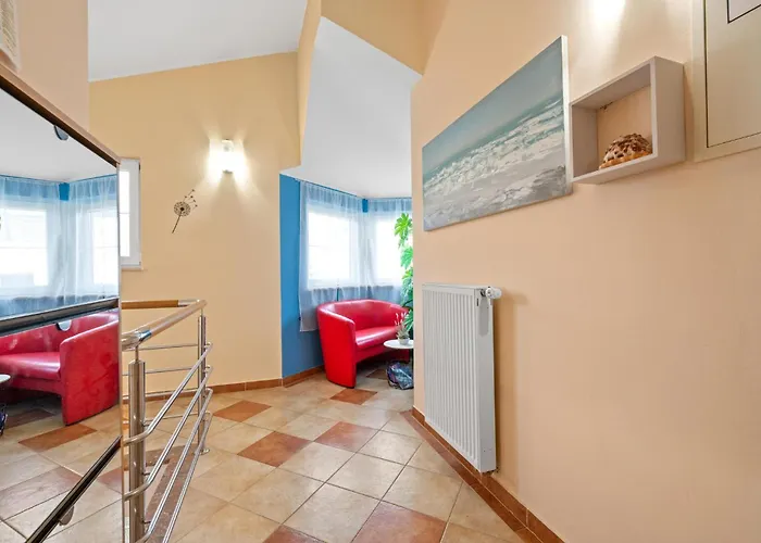 Cozy In With House Sea View