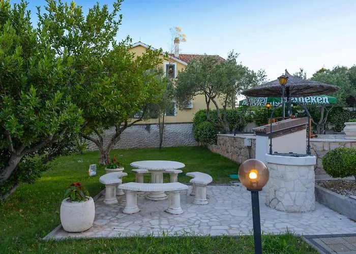 Lejlighed Cozy In With House Sea View Vodice